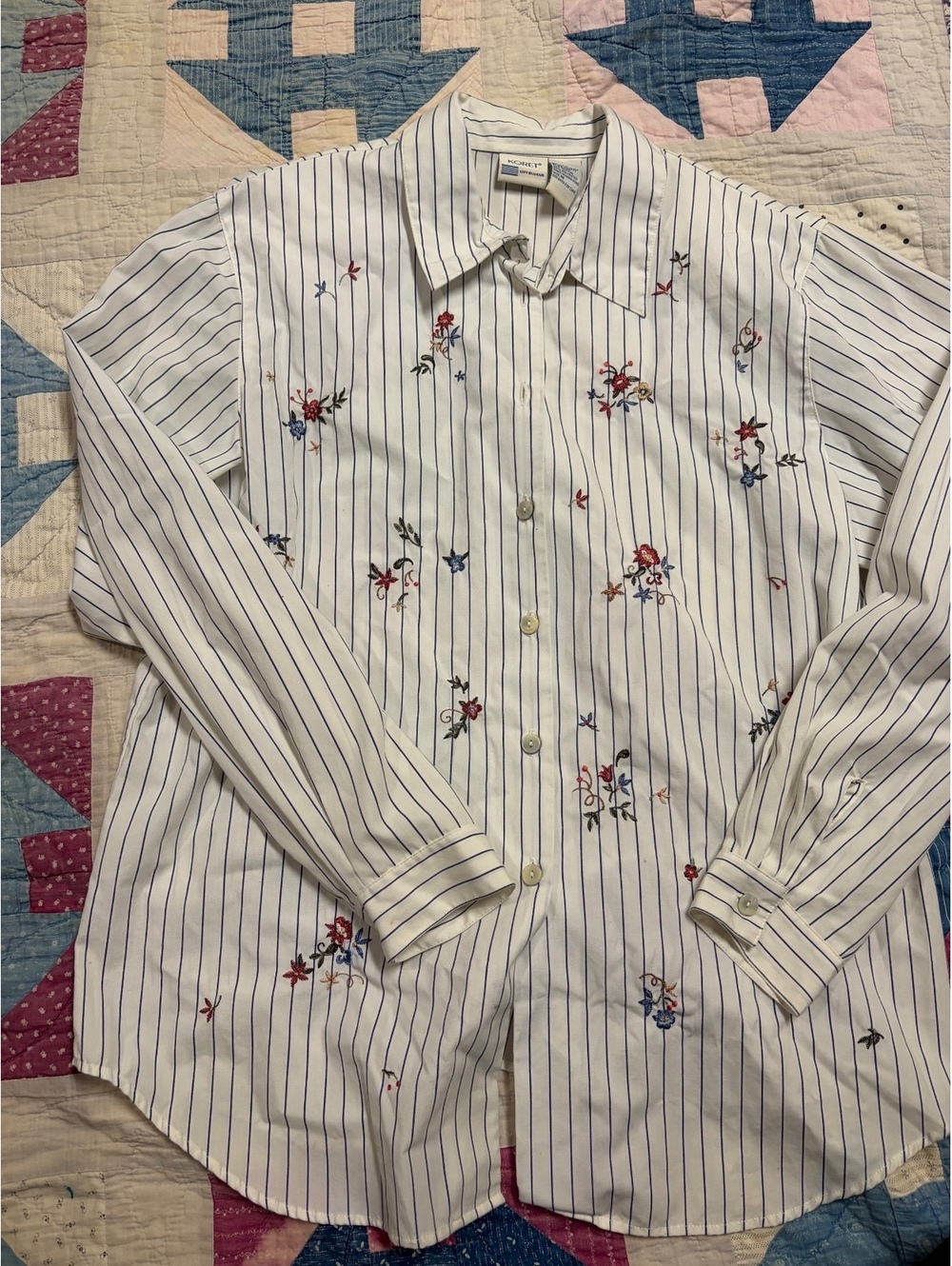 Koret City Blues Vintage 90s Embroidered Floral Pinstripe Button-Down Shirt